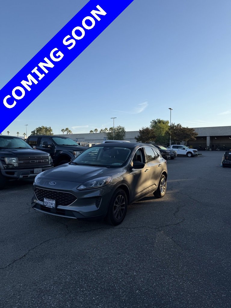 New 2022 Ford Escape SE
