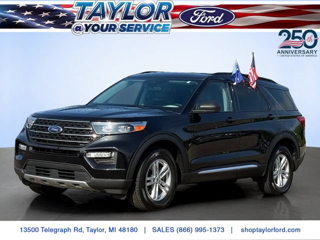 Certified 2024 Ford Explorer XLT w/ Equipment Group 202A AWD/4WD image 1