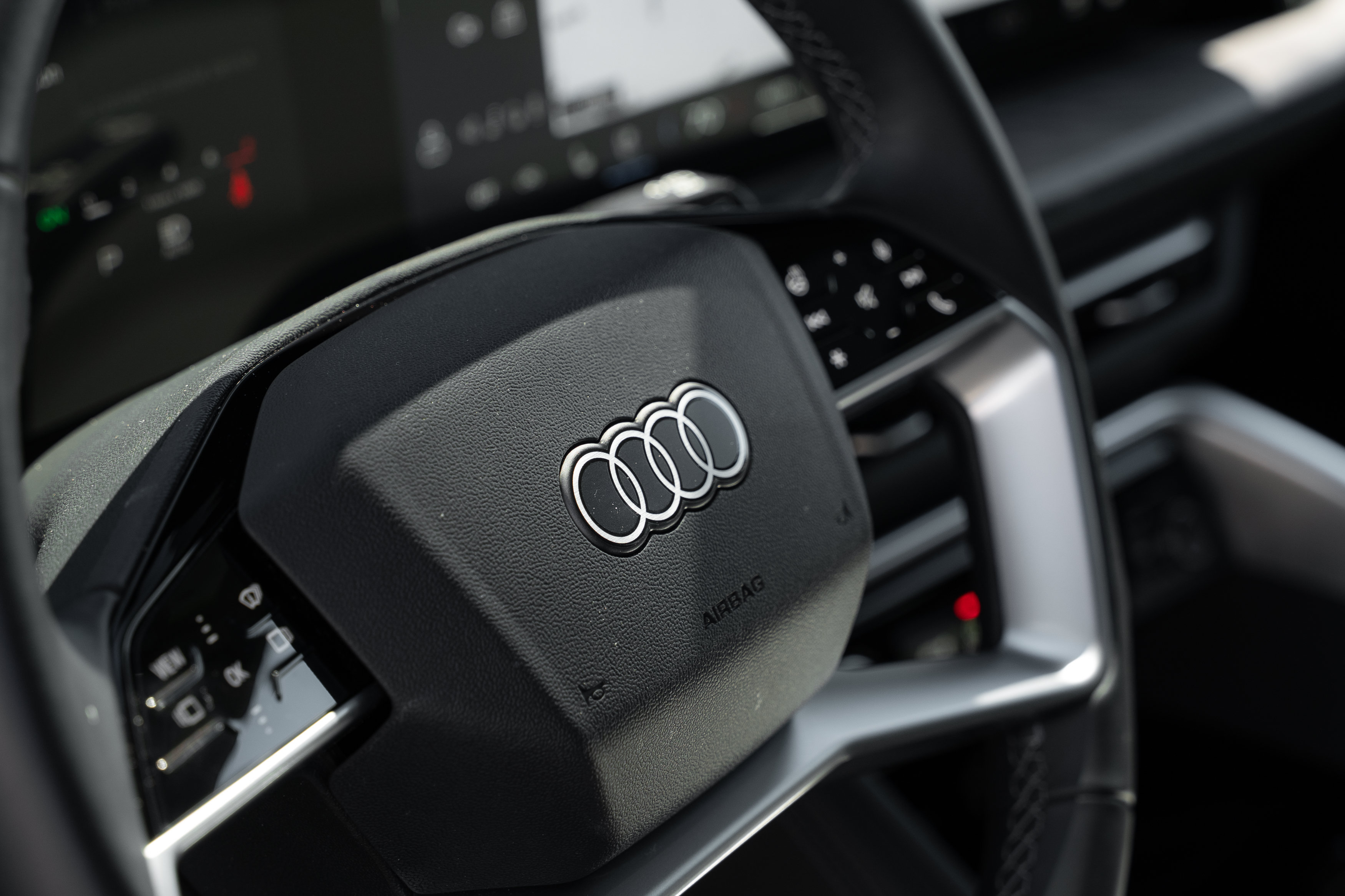 Certified 2025 Audi Q5 Premium Plus w/ Premium Plus AWD/4WD image 13