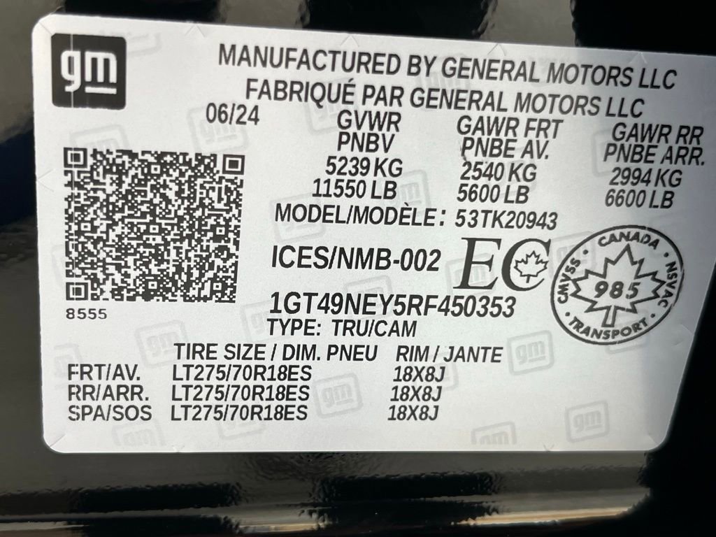 Used 2024 GMC Sierra 2500 SLT w/ SLT Premium Package image 37