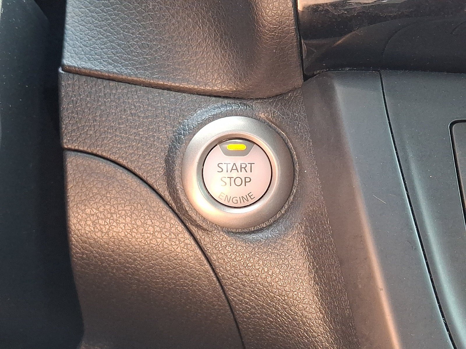 Used 2019 Nissan Sentra SV FWD image 24