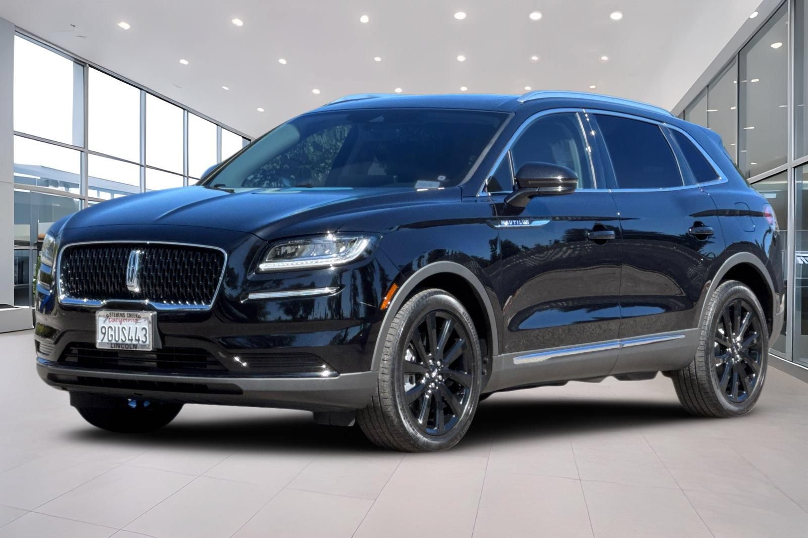 Certified 2023 Lincoln Nautilus Reserve w/ Monochromatic Package AWD/4WD image 8