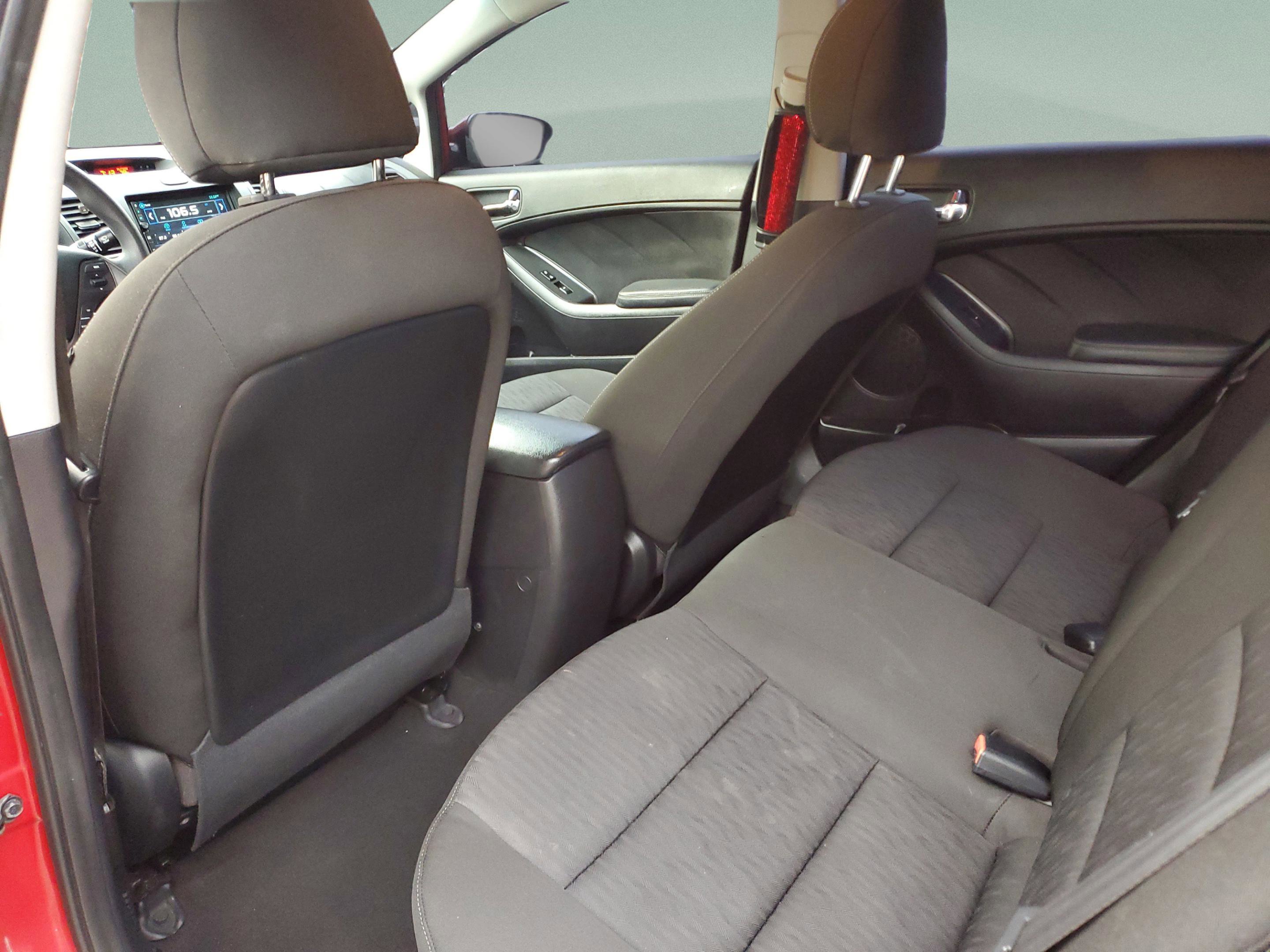 Used 2016 Kia Forte LX FWD image 6