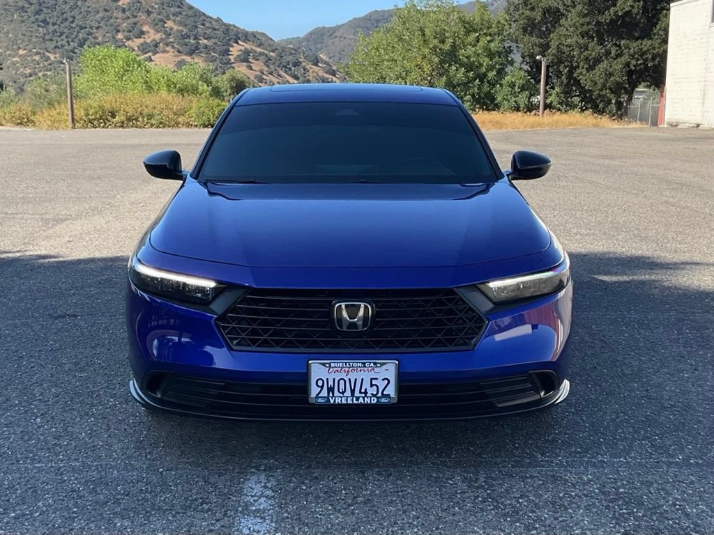 Used 2025 Honda Accord Sport image 9