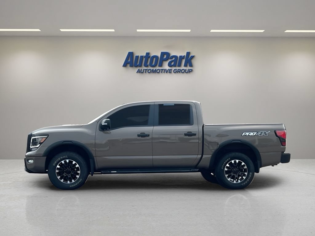 Used 2020 Nissan Titan PRO-4X AWD/4WD image 4