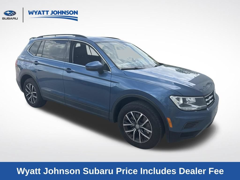 Used 2019 Volkswagen Tiguan SE w/ Panoramic Sunroof Package FWD image 11
