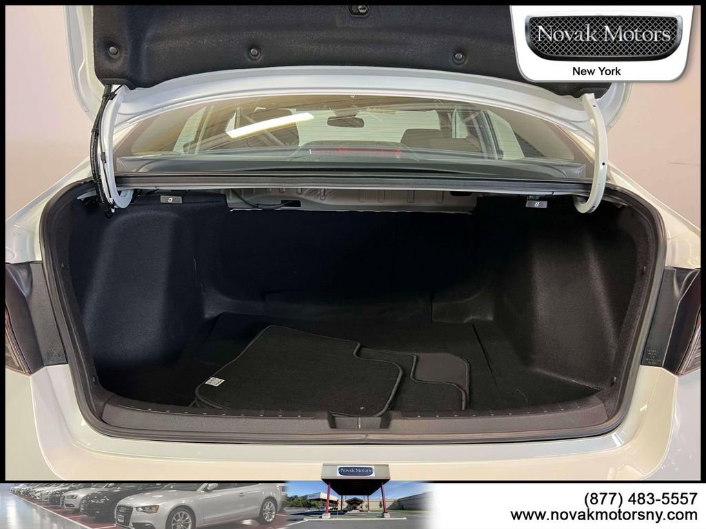 Used 2025 Honda Civic Sport image 12