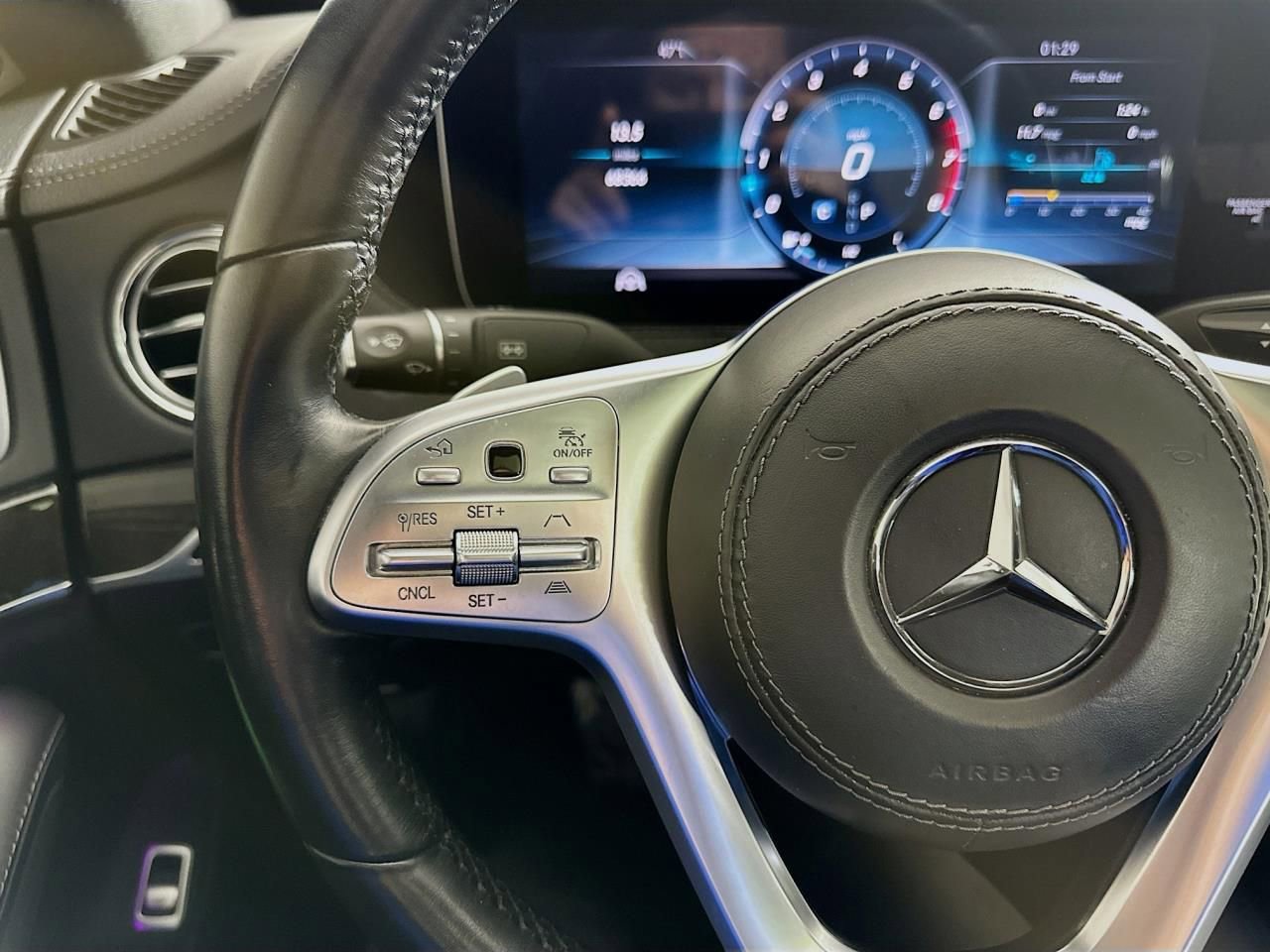 Used 2018 Mercedes-Benz S 560 Sedan image 45