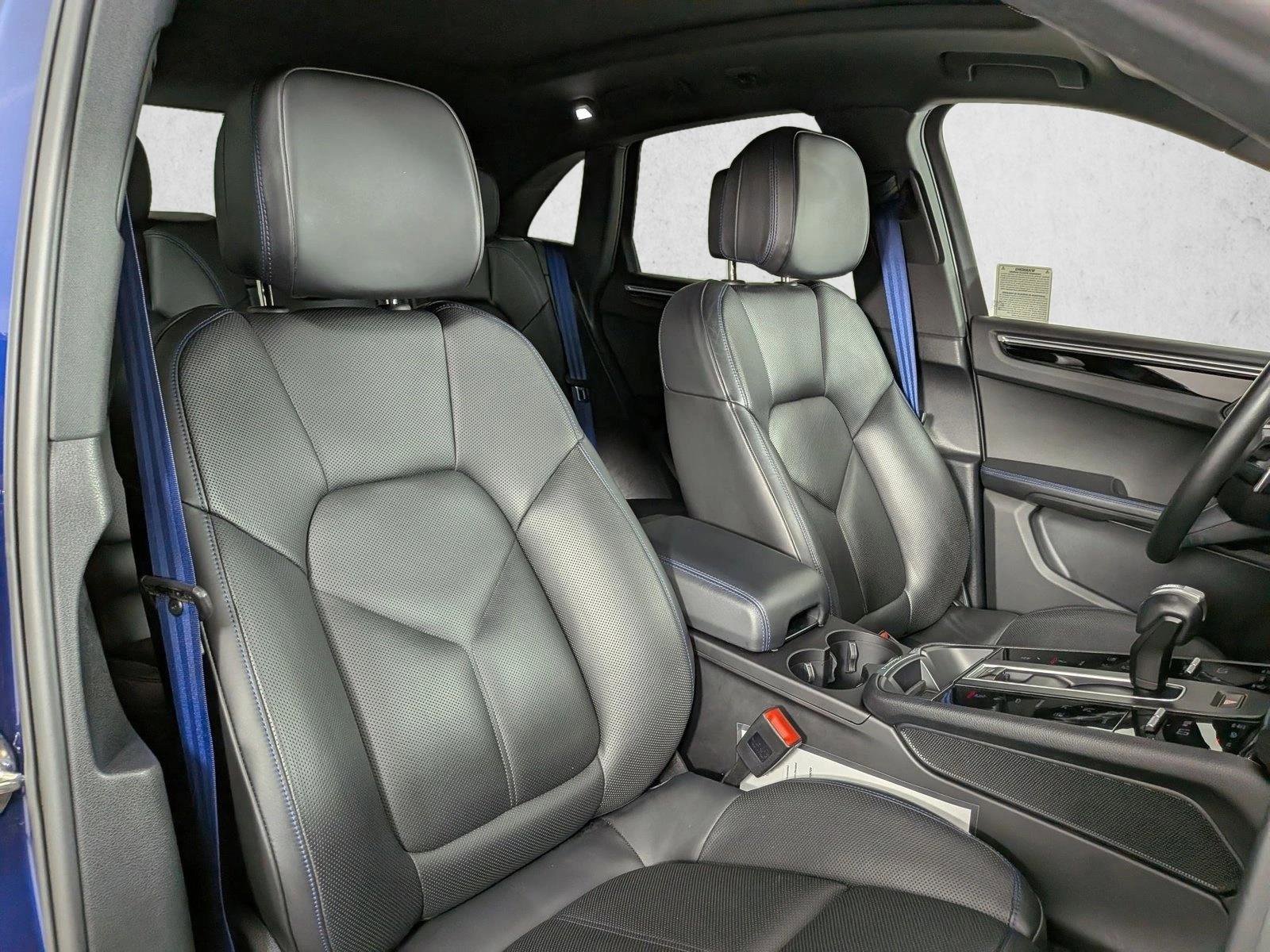 Certified 2023 Porsche Macan S AWD/4WD image 27