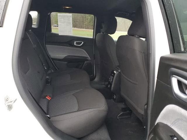 Used 2024 Jeep Compass Sport AWD/4WD image 22