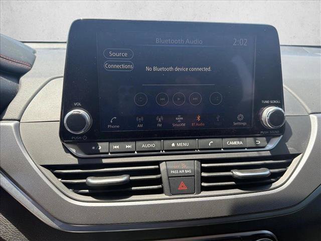 Used 2025 Nissan Altima 2.5 SR FWD image 17