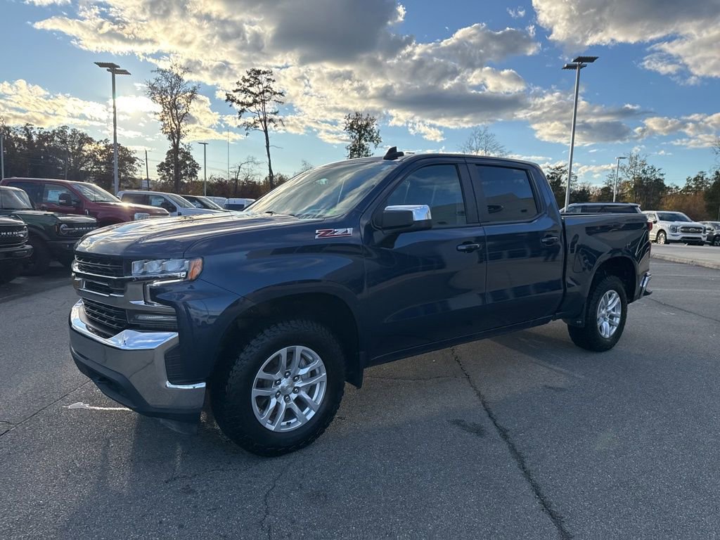 Used 2021 Chevrolet Silverado 1500 LT w/ Z71 Off-Road Package AWD/4WD image 9