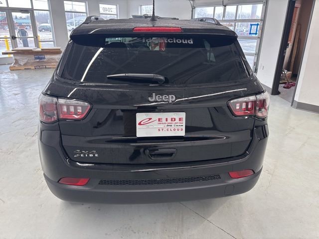 New 2026 Jeep Compass Latitude AWD/4WD image 7