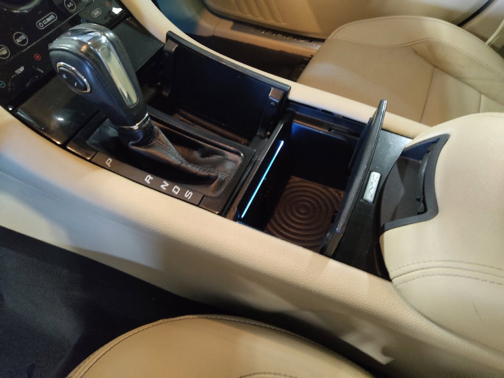Used 2019 Ford Taurus Limited FWD image 26