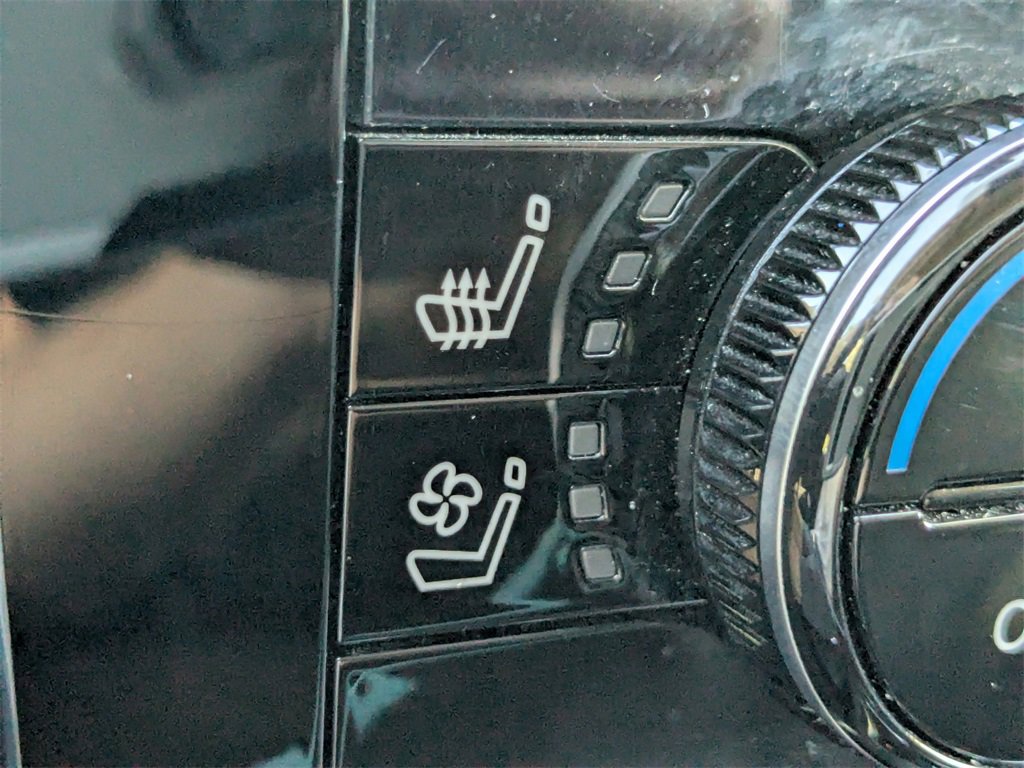 Used 2023 Nissan Armada Platinum w/ Cargo Package image 24