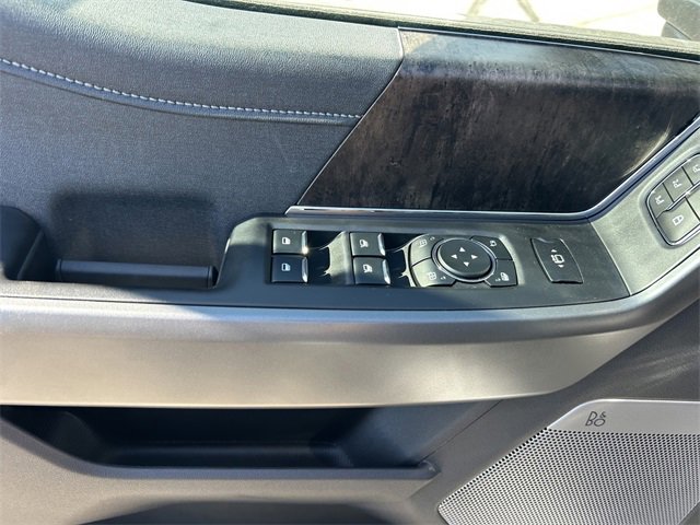 New 2026 Ford F350 Lariat w/ Black Appearance Package image 23