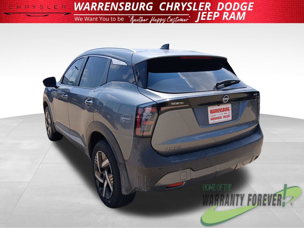 Used 2026 Nissan Kicks SV FWD image 6