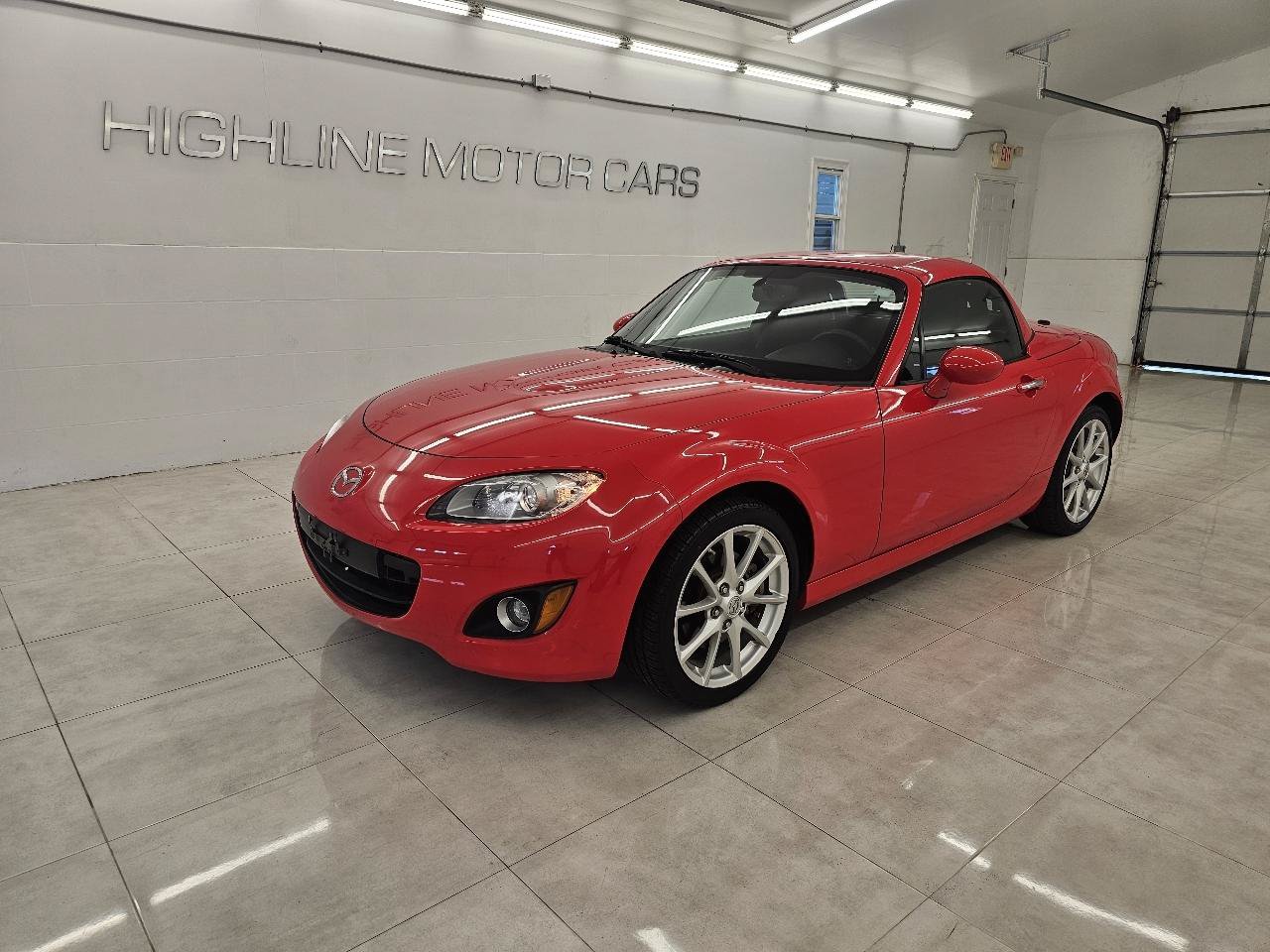 Used 2012 MAZDA MX-5 Miata Touring RWD image 1