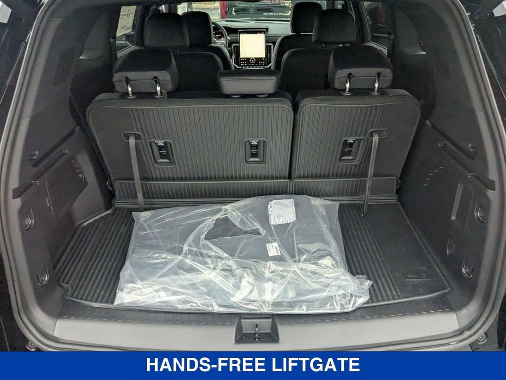 New 2026 GMC Acadia Elevation w/ Elevation Premium Package image 29