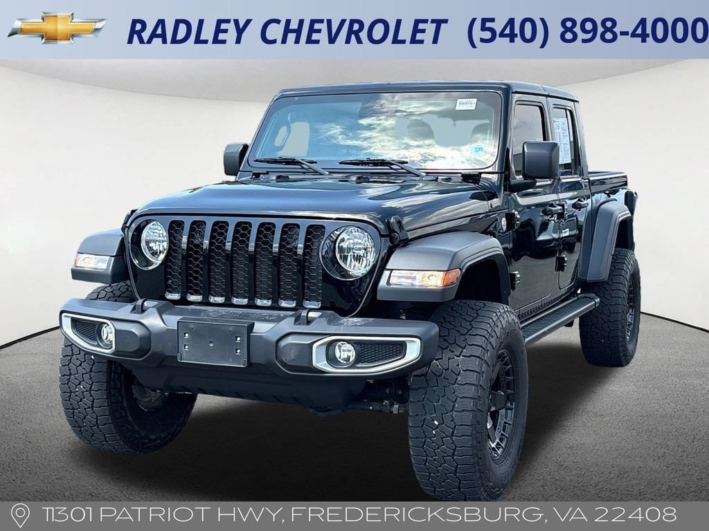 Used 2021 Jeep Gladiator Sport AWD/4WD image 1