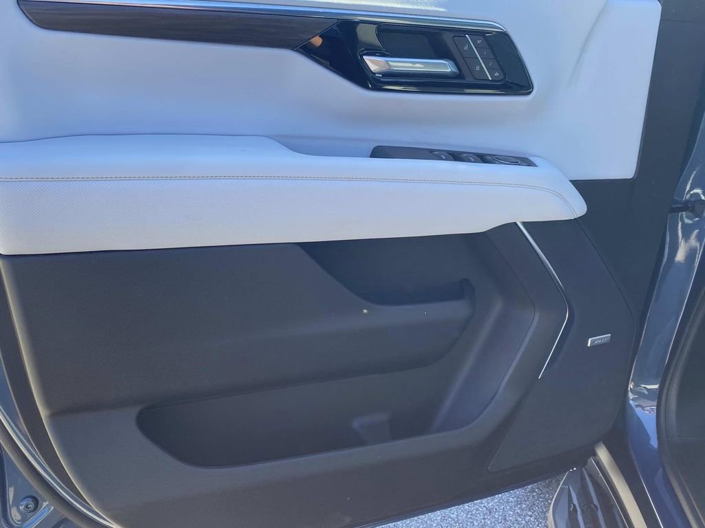 New 2026 Chevrolet Tahoe Premier w/ Sun And Tow Package image 16