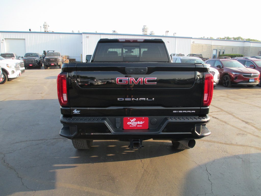 Certified 2022 GMC Sierra 3500 Denali image 6