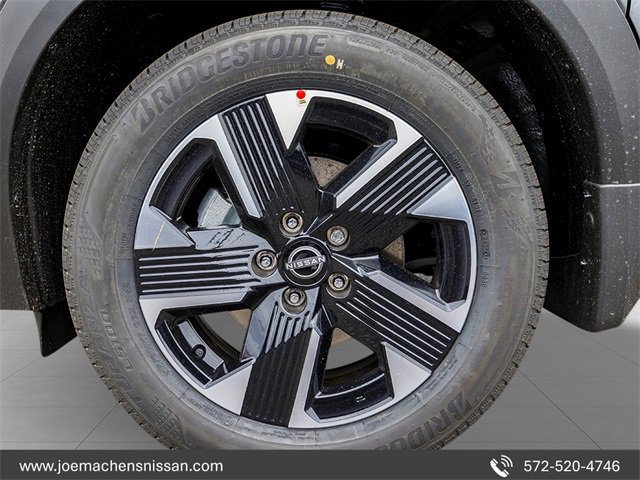 New 2026 Nissan Kicks SV w/ SV Premium Package image 7