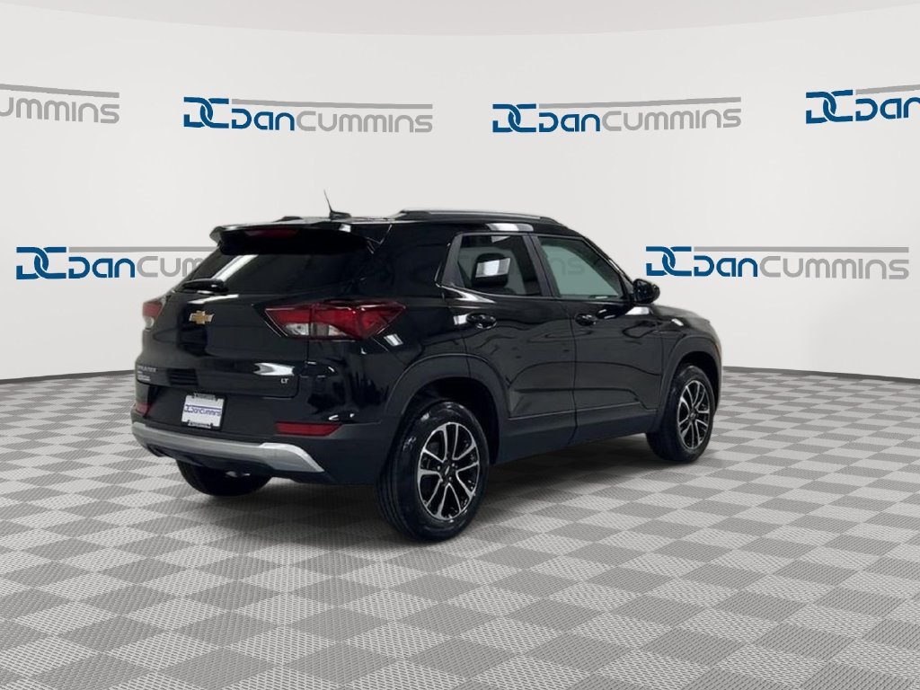 Used 2025 Chevrolet TrailBlazer LT AWD/4WD image 8