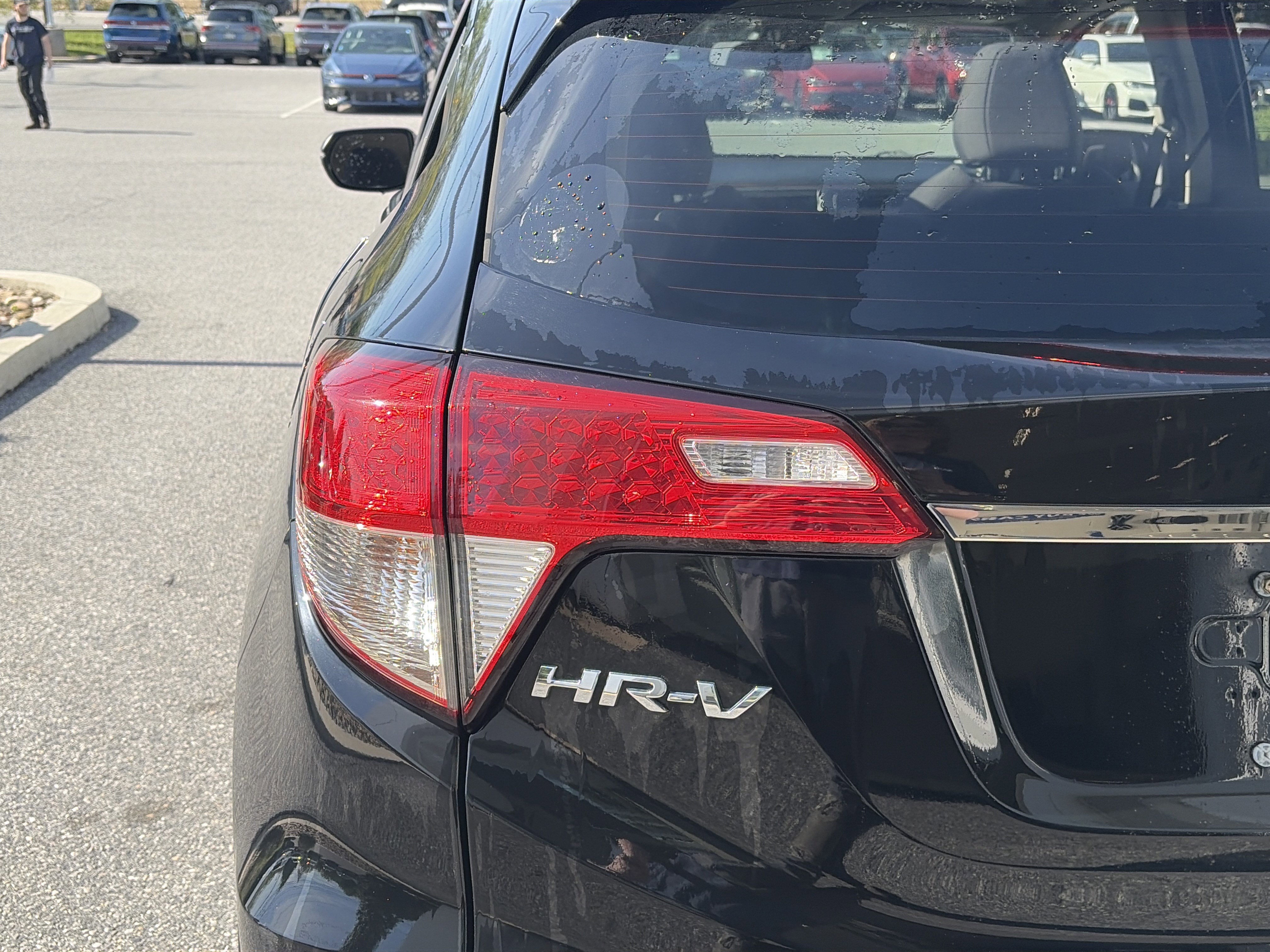 Used 2021 Honda HR-V EX image 14