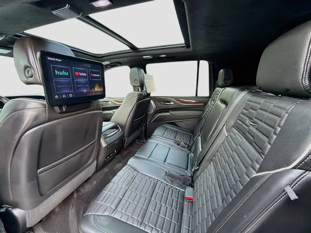Used 2023 Cadillac Escalade ESV Sport Platinum w/ LPO, ONYX Package AWD/4WD image 26
