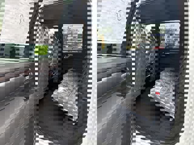 New 2026 GMC Sierra 2500 SLT w/ SLT Premium Package image 12