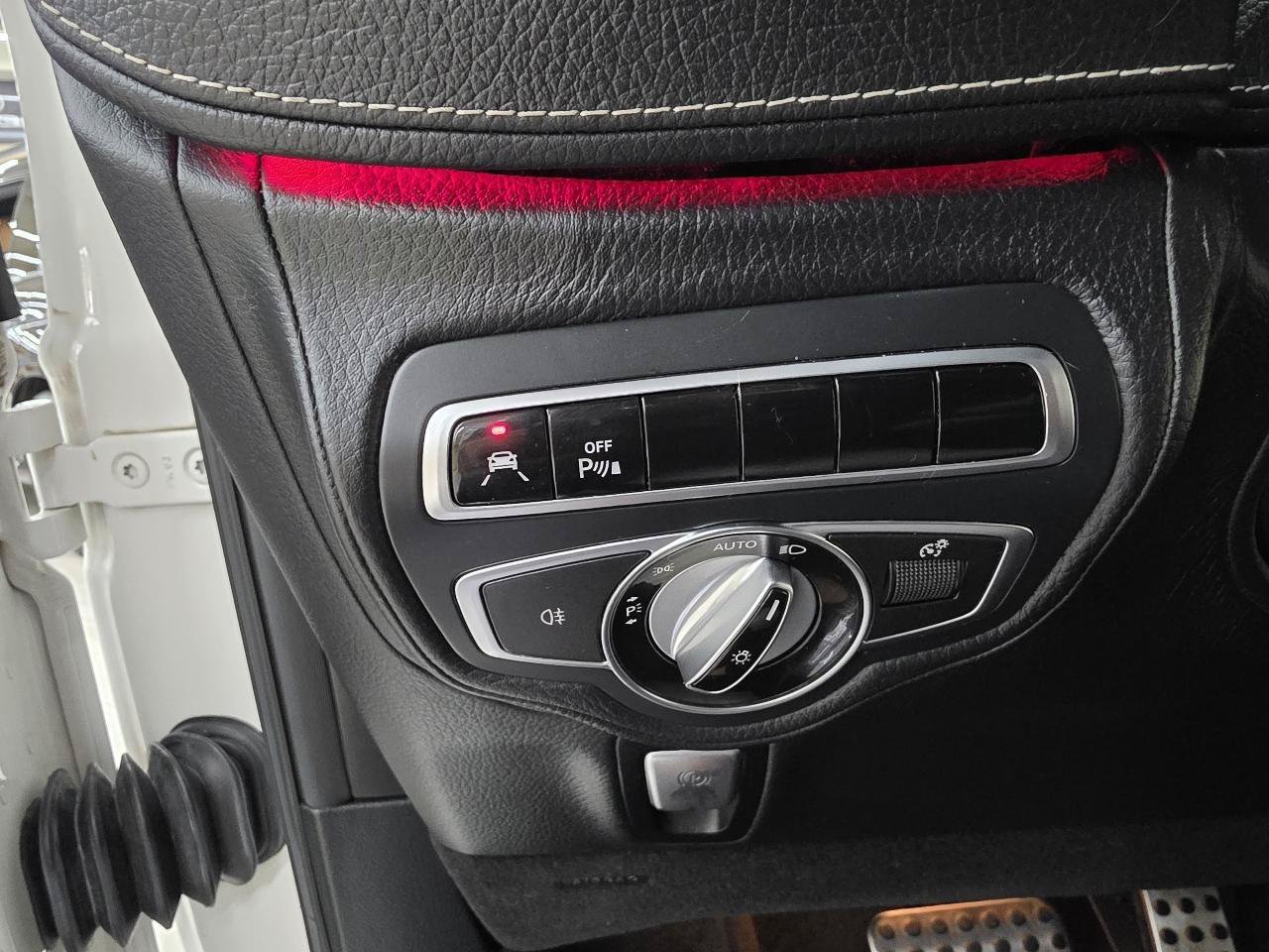 Used 2021 Mercedes-Benz G 63 AMG 4MATIC w/ G Manufaktur Interior Package image 37