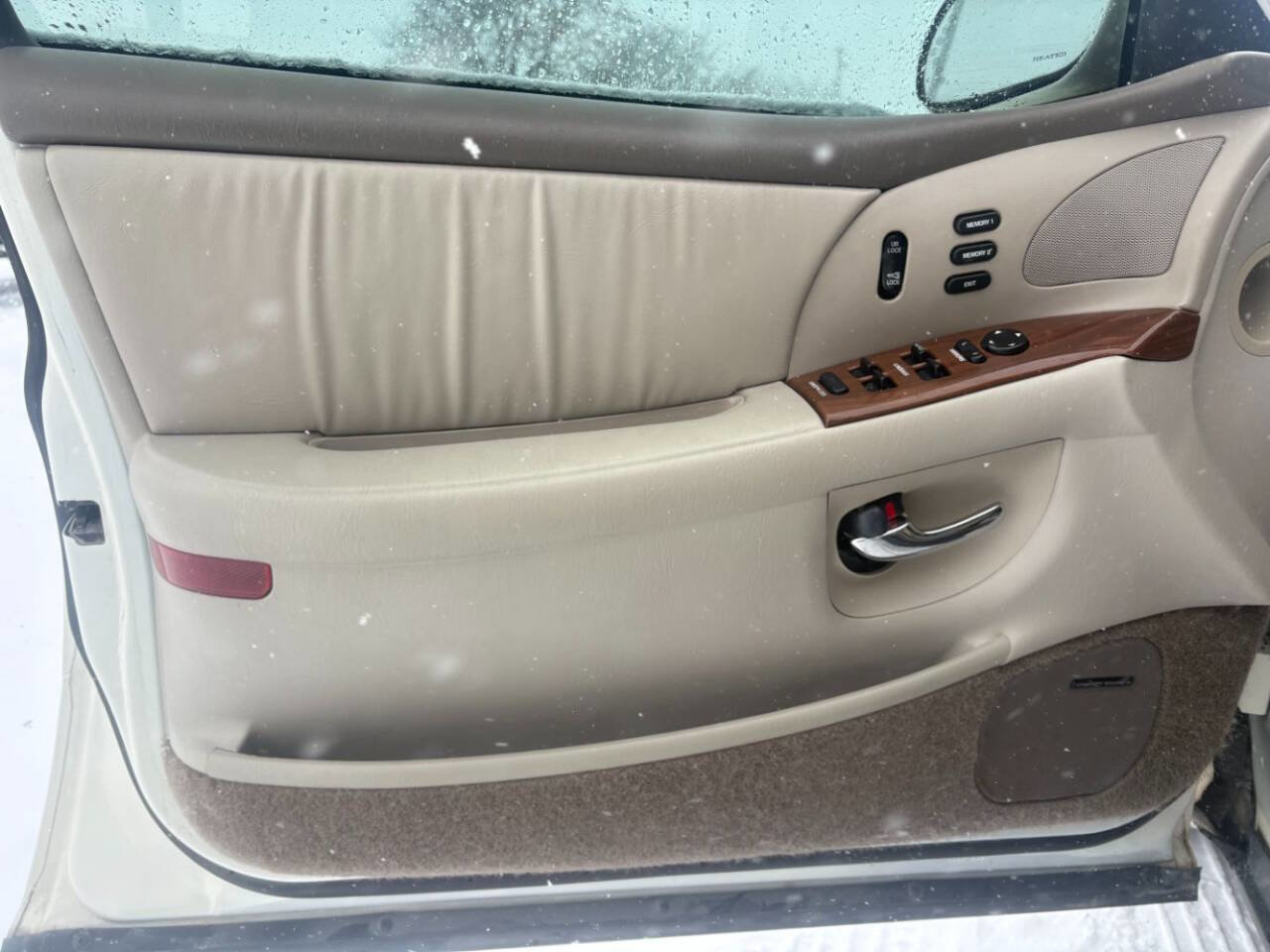 Used 2003 Buick Park Avenue Base 4dr Sedan w/ 1SE Package image 10