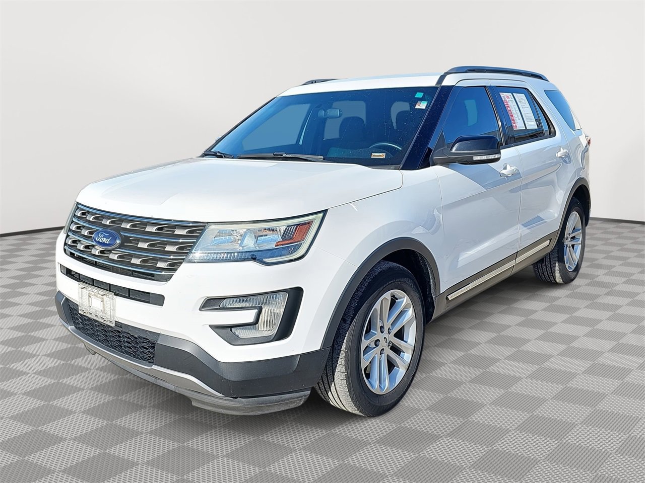 Used 2017 Ford Explorer XLT