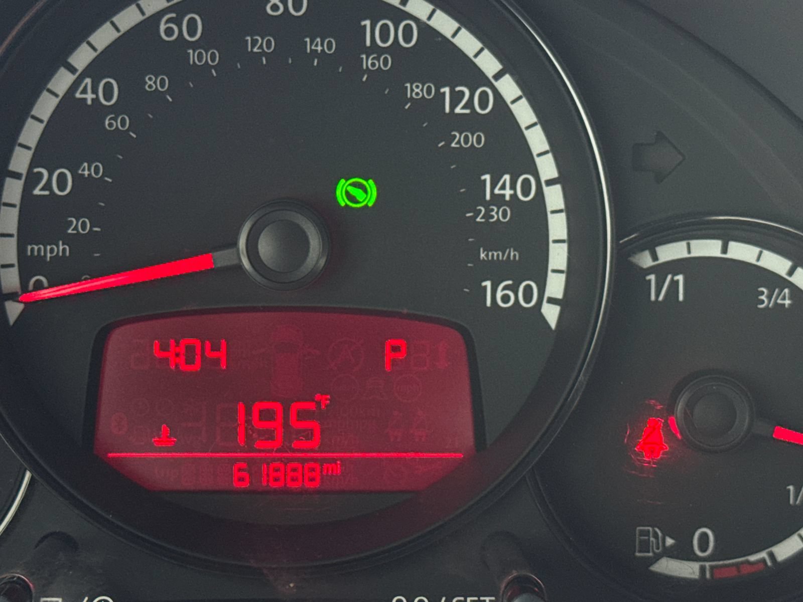 Used 2015 Volkswagen Beetle 1.8T Classic FWD image 22