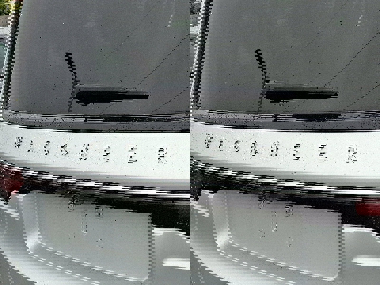 Used 2023 Jeep Wagoneer L Series II image 30