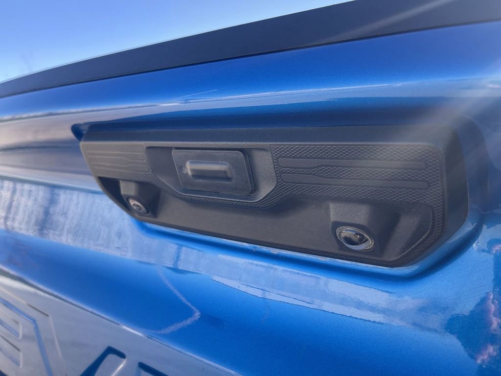 Used 2022 Chevrolet Silverado 1500 ZR2 w/ Technology Package image 16