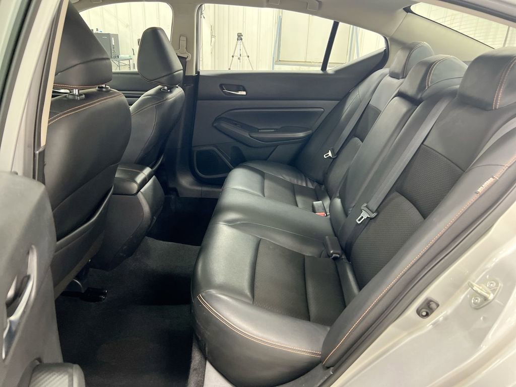 Used 2020 Nissan Altima 2.0 SR image 23