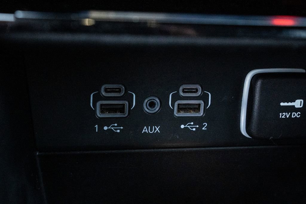 Used 2023 Jeep Grand Cherokee L Laredo w/ Trailer Tow Group (B) image 26