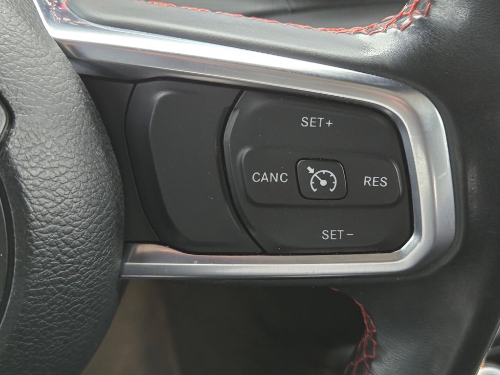 Used 2018 Jeep Wrangler Unlimited Rubicon image 16