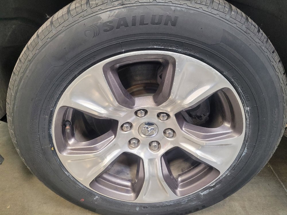 Used 2021 RAM 1500 Laramie AWD/4WD image 31