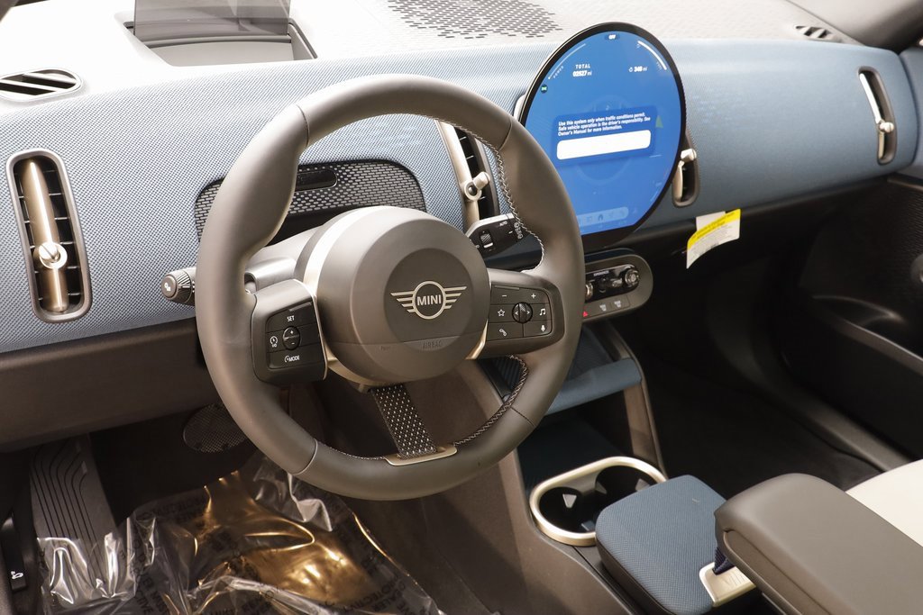 Certified 2025 MINI Cooper Countryman S w/ Comfort Package Max image 7