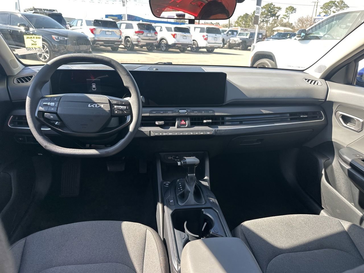 Used 2025 Kia K4 LXS image 9