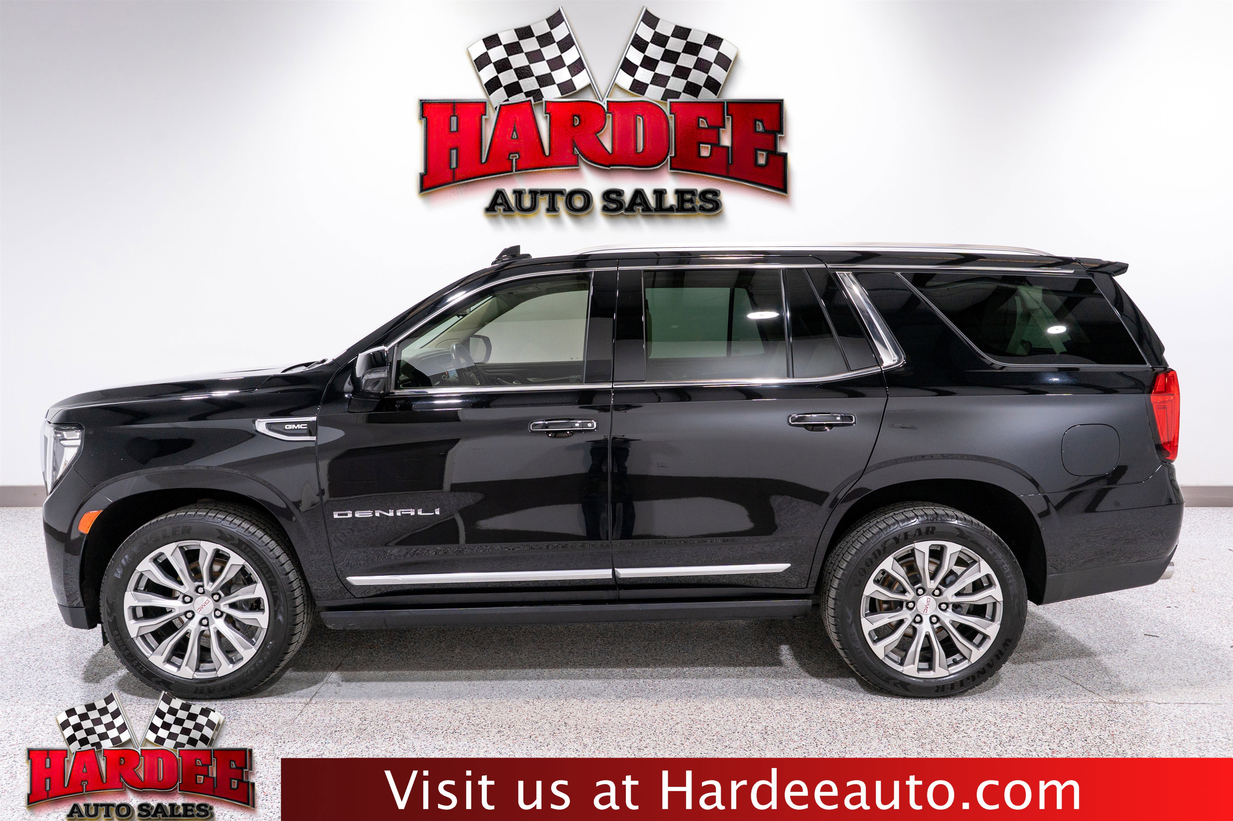 Used 2021 GMC Yukon Denali w/ Denali Premium Package