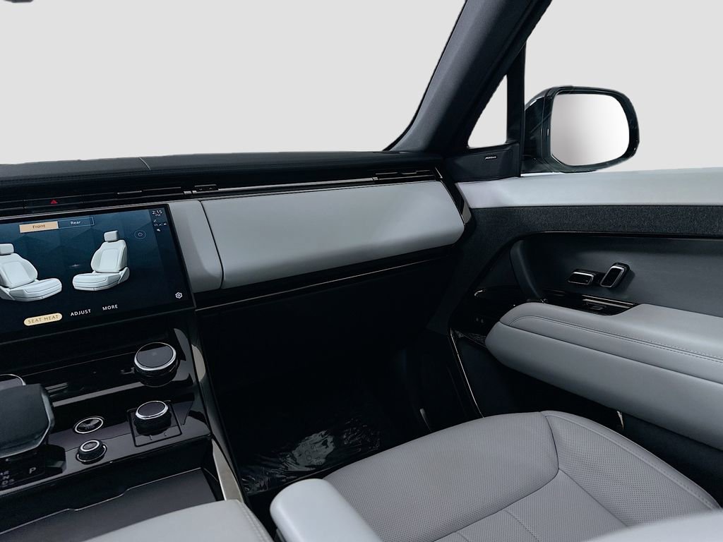 Used 2023 Land Rover Range Rover Sport SE image 26