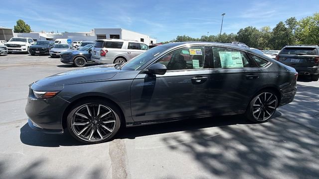 New 2026 Honda Accord Touring image 7