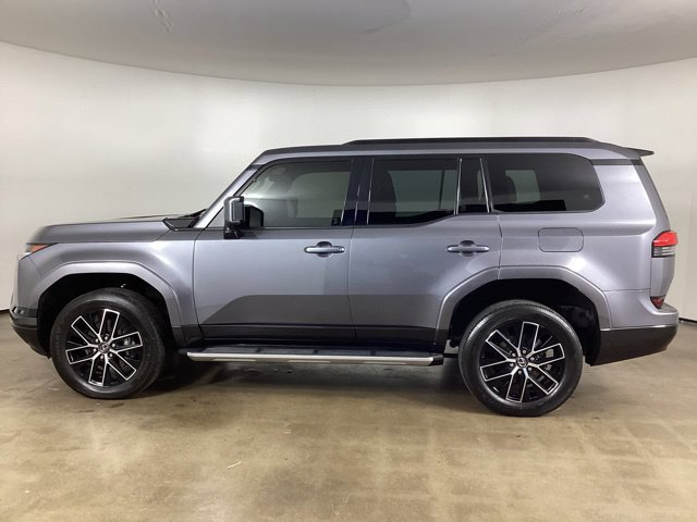 Used 2024 Lexus GX 550 w/ Accessory Package (Z1) AWD/4WD image 8