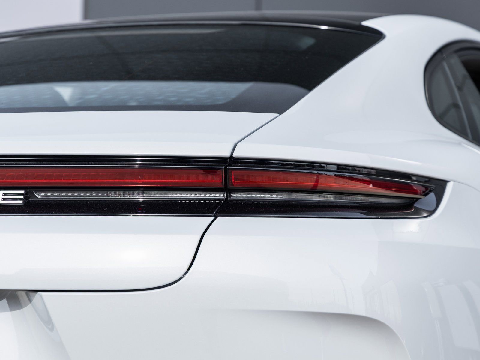 New 2026 Porsche Panamera 4 AWD/4WD image 17