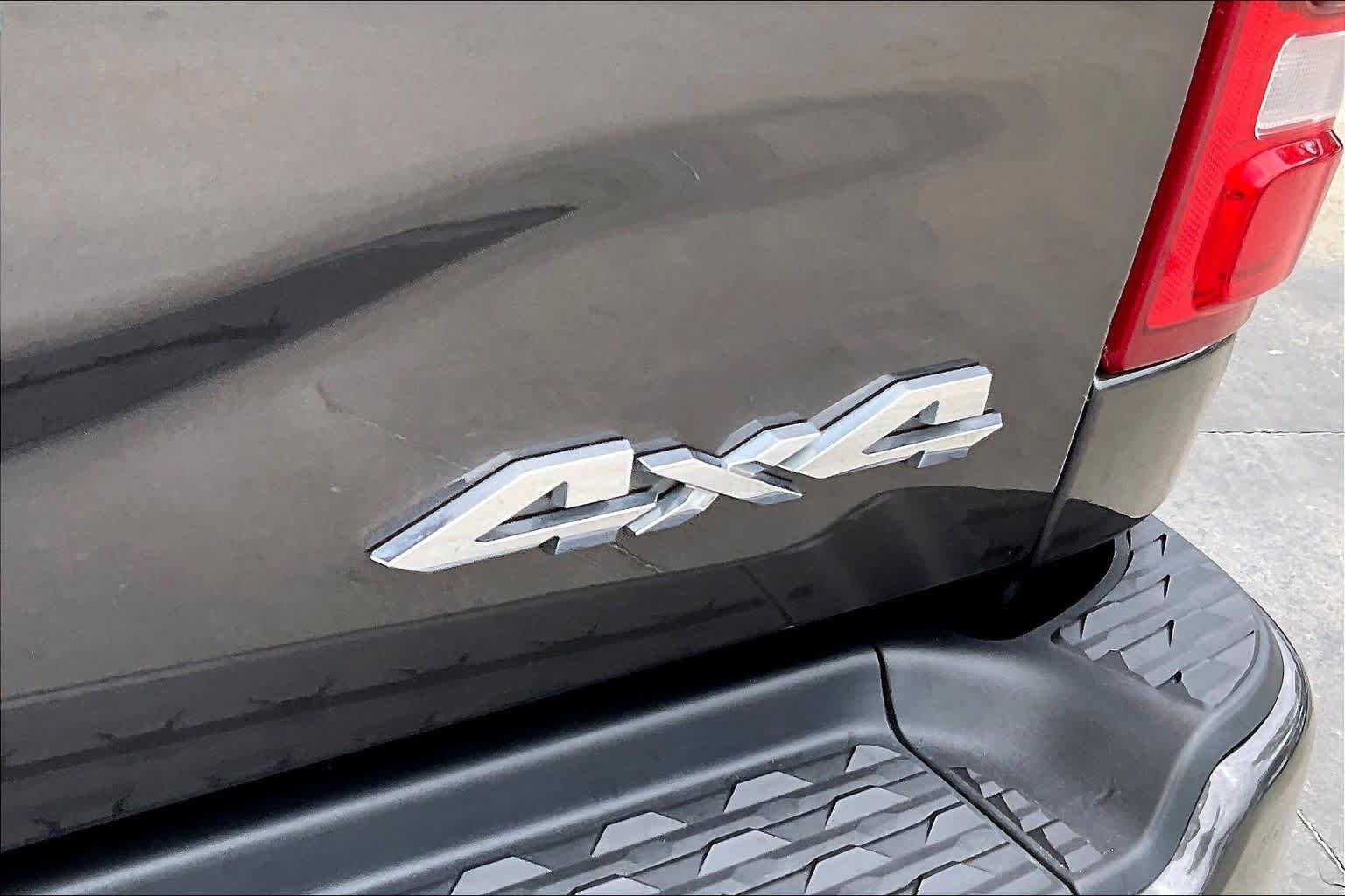 Used 2019 RAM 3500 Limited AWD/4WD image 10