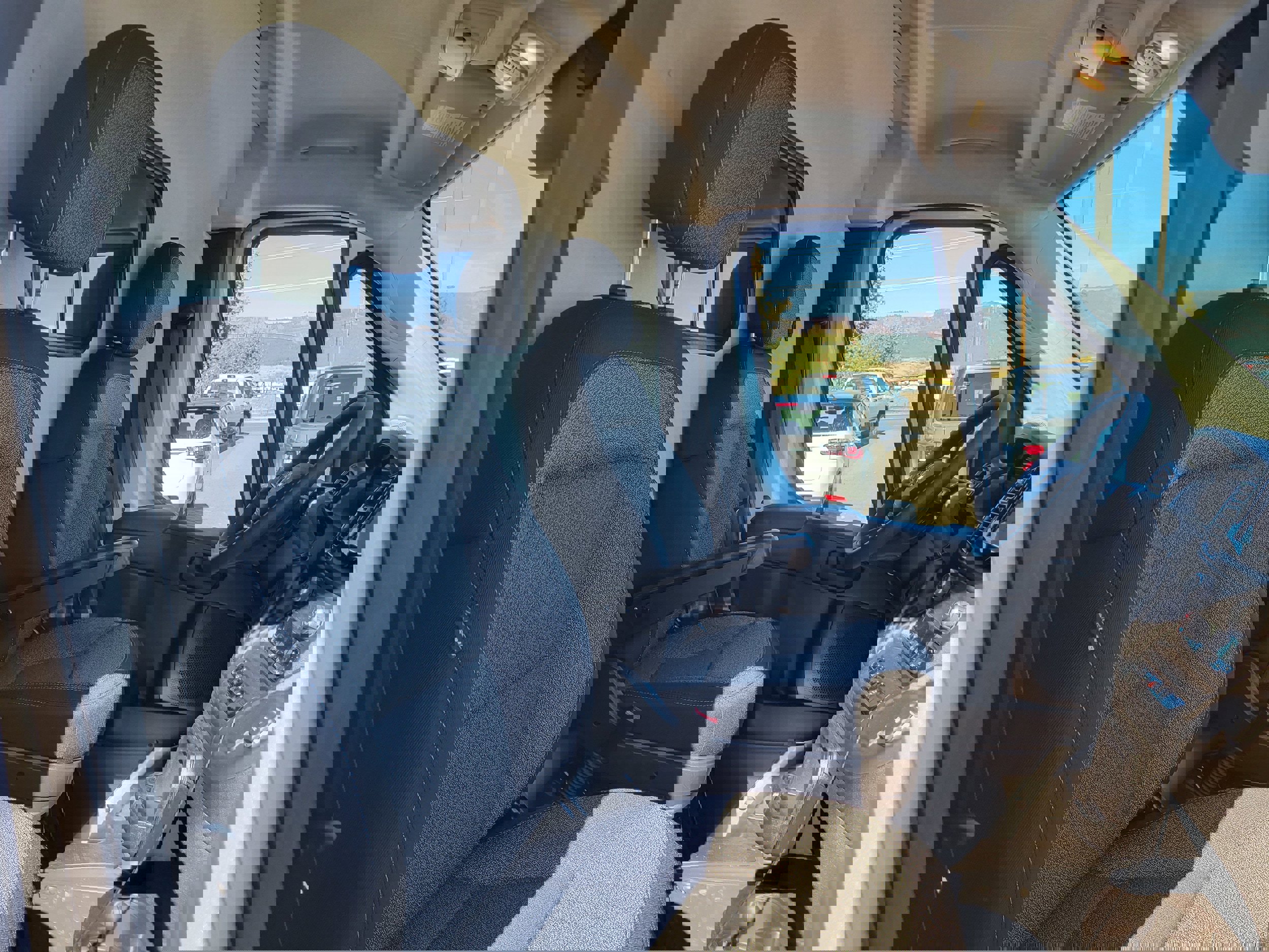 New 2026 RAM ProMaster 3500 w/ Convenience Group image 19